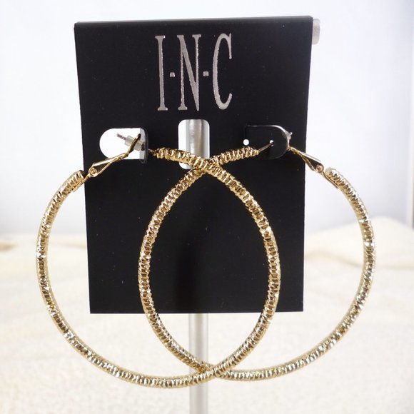 INC Hoop Earrings Textured Gold Plate 2 1/2" New On Card Perfect MSP $19.50 - Picture 3 of 3